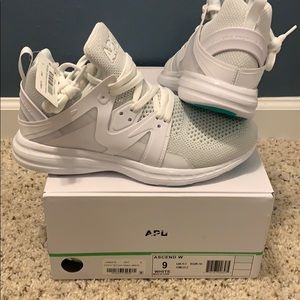 APL Athletic Propulsion Labs Women’s Ascend Shoe